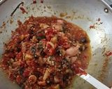 Foto langkah ke 5 dari resep Sambal bawang cumi asin dan keong.