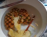 A picture of step 2 of Pineapple rice.