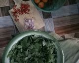 Foto langkah ke 1 dari resep Sayur Bening Daun Telo.