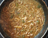 Foto del paso 1 de la receta: Paella de quinoa y chipirones