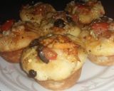 A picture of step 4 of Pizza muffins.