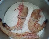 Gambar langkah 2 resipi Butter Milk Prawn.