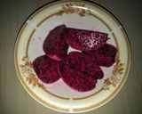 Foto langkah ke 1 dari resep Puding buah naga vla Susan (susu santan).