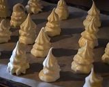 Une image de l'étape 2 de Meringues Fantômes d'Halloween.