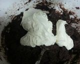 صورة لخطوة 6 من وصفة كيكة الشوكلاته بارده ولذيذه تنفع لصيف😍