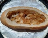 Foto del paso 3 de la receta: Volcán de pan con queso y algo más