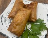 Foto langkah ke 8 dari resep Lumpia rebung asli semarang isi udang ayam telur.