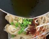 A picture of step 7 of Baing Baing noodles.
