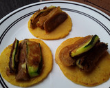 Foto del paso 8 de la receta: Tacos🌮 de calabacín y berenjena empanizados🌮