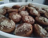 Foto langkah ke 4 dari resep Bolu cokelat mini.