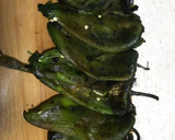 Foto del paso 2 de la receta: Rajas con crema y elote acompañado de pechuga y arroz