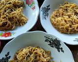 Foto langkah ke 4 dari resep Mie Godok Nyemek.