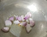 A picture of step 5 of White sauce Pasta.