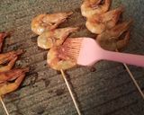 Foto langkah ke 3 dari resep Sate udang bakar.