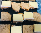 Foto del paso 2 de la receta: Inglesitos de fiambre de pavo y queso edam