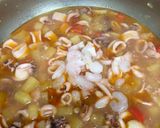 Foto del paso 8 de la receta Sepia con Patatas y Mariscos