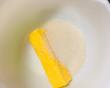 Foto del paso 2 de la receta: Marmoleado de naranja y chocolate sencillo