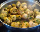 Foto del paso 3 de la receta: Hongos al ajillo