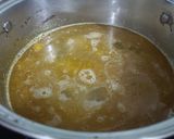 A picture of step 3 of Banh Canh Bot Loc (Vietnamese Tapioca Noodle Soup).