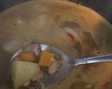 Foto del paso 2 de la receta: Sopa o guiso de porotos blancos fácil
