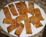 Szőlős-húsos tekercsek recept fázis 3 fotója