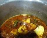 A picture of step 2 of Mutton Karahi akni.