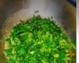 મેથી ની ભાજી ના શાક ના થેપલા (Methi Thepla Recipe in Gujarati) રેસીપી સ્ટેપ2ફોટો