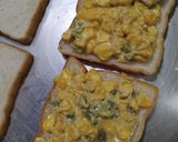 A picture of step 6 of Corn Capsicum Sandwich.