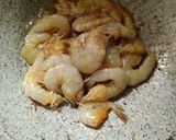আলু বেগুন দিয়ে চিংড়ি মাছ (alu begun diye chingri mach Recipe in Bengali) রেসিপির ধাপ 1 ছবি