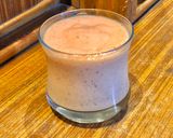 A picture of step 2 of Mango and Strawberry Shake 🥭🍓.