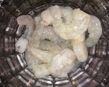 Foto langkah ke 1 dari resep Udang Tepung Crispy.