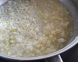 Foto del paso 2 de la receta: Merluza en salsa verde con almejas