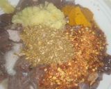 A picture of step 1 of Fry kaleji.