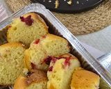 صورة لخطوة 6 من وصفة كيكة الزبادي بقطع الفراوله🍓🍓🍓