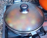 Foto del paso 8 de la receta: Pollo estofado al curry japonés casero con cebollitas dulces