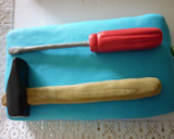Foto del paso 10 de la receta: Torta herramientas cumpleaños de varón de 2 años
