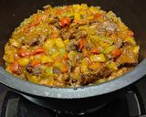 Foto del paso 5 de la receta: Carrillera de ternera estofada a los tres pimientos