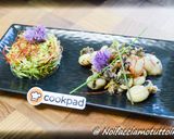 Foto del passaggio 4 della ricetta Seppioline in umido con insalata di zucchine