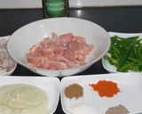 A picture of step 1 of Chicken fajita wrap (tortilla).