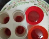 A picture of step 4 of Frozen strawberry Yoghurt.