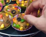 A picture of step 7 of Pizza muffins.
