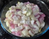 A picture of step 1 of Classic French Onion Soup.
