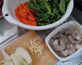 Foto langkah ke 1 dari resep Capcay udang sayur.
