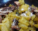A picture of step 8 of Ilish Maacher Matha Diye Kochu Shaak.