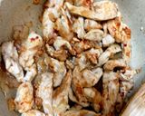 A picture of step 4 of My Chicken with Salt, Pepper Seasoning with Chilli 🥰.