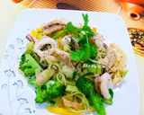 Hình bước làm 5 của món Mì xào mực ống và rau củ