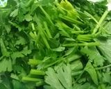 Hình bước làm 1 của món Mì xào hải sản