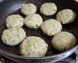 A picture of step 3 of Millet cutlet.