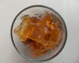 Foto langkah ke 3 dari resep Milk Tea Coffee Cubes.