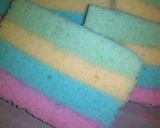 Foto langkah ke 5 dari resep Rainbow cake kukus, enakk.